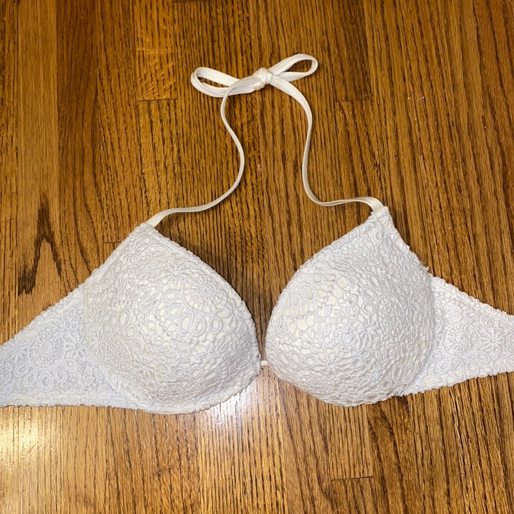 Victoria’s Secret bikini top